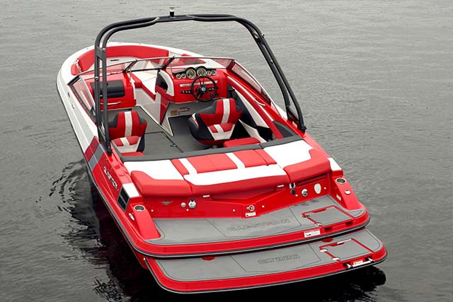 Glastron-225-Wakeboard-Tower-2