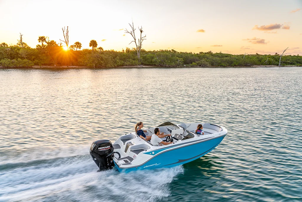 Lake Muskoka Pontoon Boat Rentals